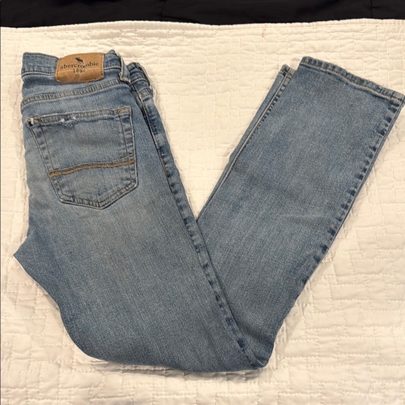 Abercrombie & Fitch Kids Blue Slim Straight Leg Jeans Boys Sz 13/14 - Picture 1 of 13